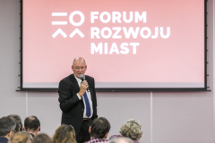 2018-volkswagen-forumrozwojumiast-1dzien-157